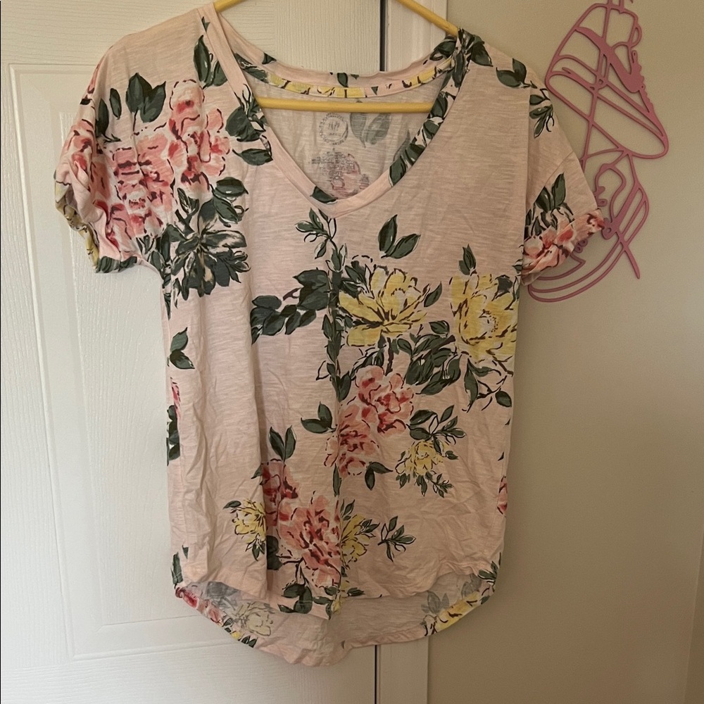 Maurices Floral Short Sleeve V-Neck Top